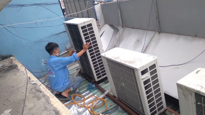 Vệ Sinh Máy Lạnh Quận Bình Tân