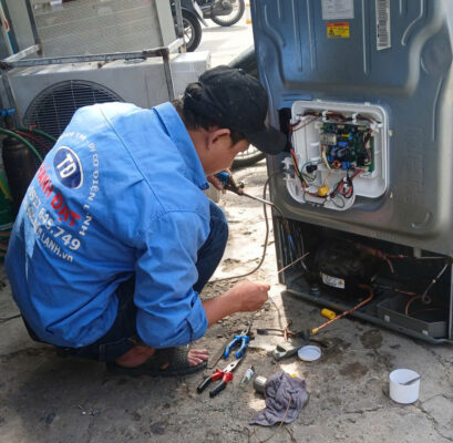 Sửa Tủ Lạnh Sharp