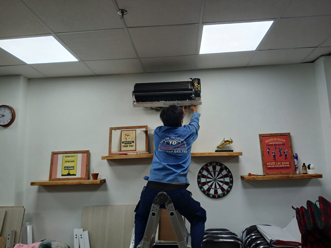 Sửa Máy Lạnh TCL